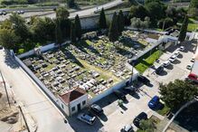 Medicina Legal faz perícias a corpos profanados em cemitério 