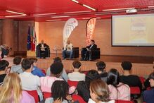 Apresentação da Prova com Presidente da Autarquia e Administrador da Civilria.JPG