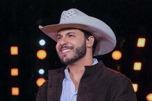 Cantor brasileiro compra vaca de 8 milhões de euros