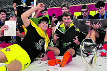 Jogadores festejam a vitória do Mundial de Sub-17 