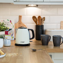 Jarro elétrico Colours Plus Mini Cream