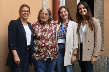 Inês Ribeiro, da Associação Cuidadores, destaca o apoio a quem cuida e a jovens cuidadores