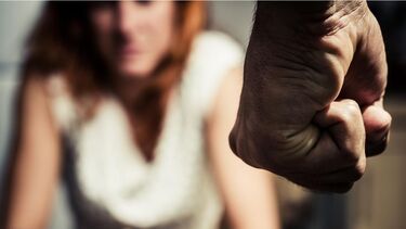 "Só queria que parasse de bater na minha mãe": irmãos mataram o pai em Lisboa e esconderam corpo num armário