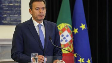 Construtor faliu no dia em que obra da casa de Montenegro foi concluída