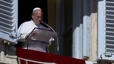 “Se querem realmente honrar a sua memória, cessem o fogo”: Papa apela à paz no Mundo e reza pelas vítimas do tufão nas Filipinas  