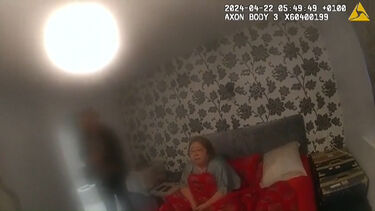 O momento em que ‘Cryptoqueen’ chinesa é detida por fraude milionária  