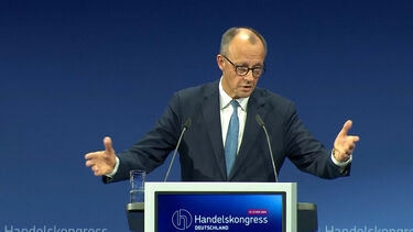 “Todos ficaram felizes por voltarmos daquele lugar para a Alemanha”: Merz é criticado por comentários sobre o Brasil  