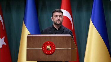 Zelensky conta com a cooperação turca para reforçar segurança no Mar Negro 