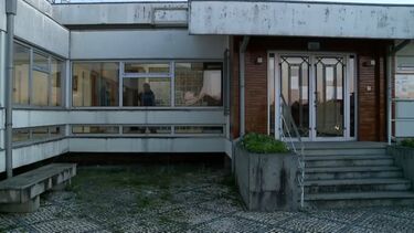 Mulheres detidas em rede de imigração ilegal inscreveram 10 000 pessoas no SNS em ano e meio