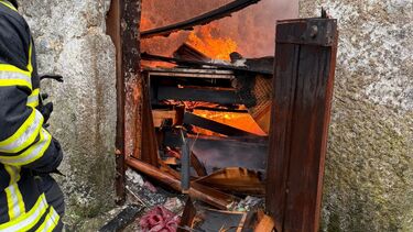 Família com duas crianças desalojada após incêndio em casa em Penafiel