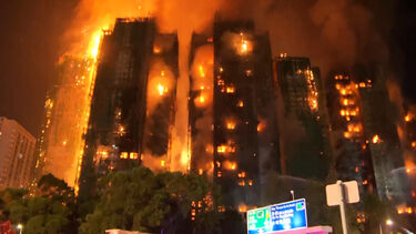 8 arranha-céus, 4800 moradores, dezenas de mortos: os números de um dos incêndios mais mortíferos em Hong Kong