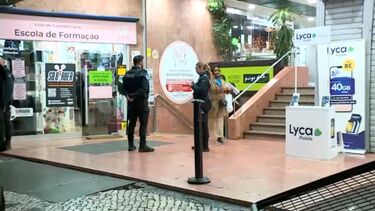 Operação da PSP no Centro Comercial Babilónia: três detidos e vários aparelhos eletrónicos roubados apreendidos