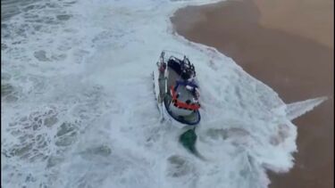 Sete pescadores sobrevivem a naufrágio de embarcação em Sines