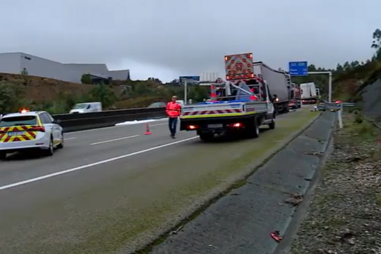 Colisão entre dois camiões na A3 em Santo Tirso