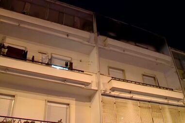 Mulher sofre queimaduras em incêndio junto à Cruz Vermelha