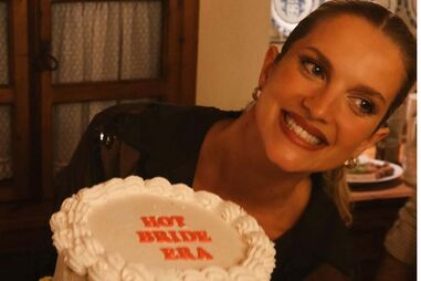 Júlia Palha celebra nova etapa com festa e bolo especial: "Na minha era de noiva sensual"