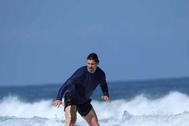 Ibrahimovic troca relvados por surf e rituais em Bali após reforma