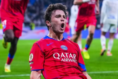 João Neves no Paris Saint-Germain