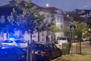 Carrinha em fuga à PSP após desobedecer a uma ordem de paragem em Coimbra 