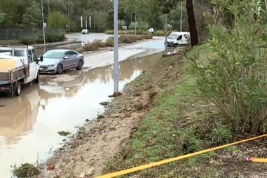 Casal de idosos morre em casa inundada devido ao mau tempo em Fernão Ferro