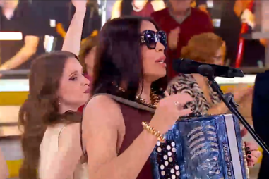 Atuação musical de Rosinha anima o 'Manhã CM'