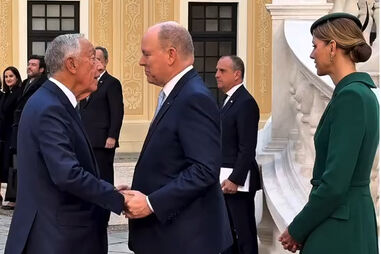 Marcelo Rebelo de Sousa recebido por Alberto e Charlene do Mónaco