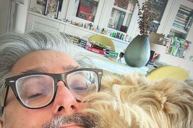 Nuno Markl com a cadela, Chiclete