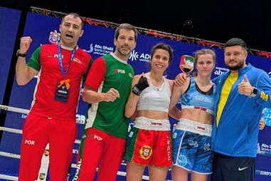 Sofia Oliveira e Catarina Dias conquistam ouro no mundial de Kickboxing em Abu Dhabi