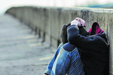 Vítima não foi à escola na sexta-feira. Escola admite que não sabe ao certo o que aconteceu, mas está a acompanhar o caso 