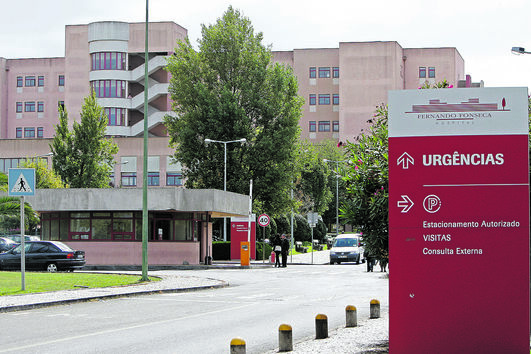 Hospital Amadora-Sintra tem registado picos de afluência, que se traduzem em tempos de espera elevados