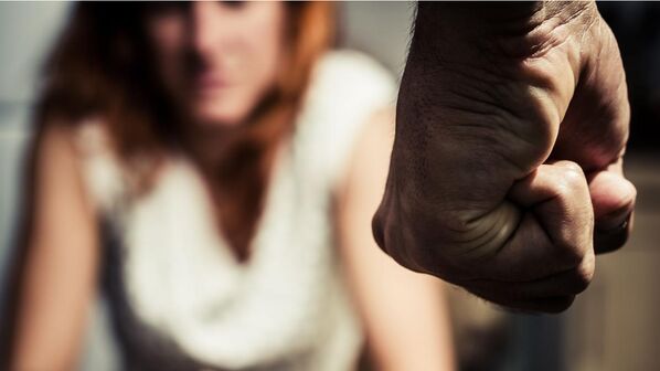 "Só queria que parasse de bater na minha mãe": irmãos mataram o pai em Lisboa e esconderam corpo num armário