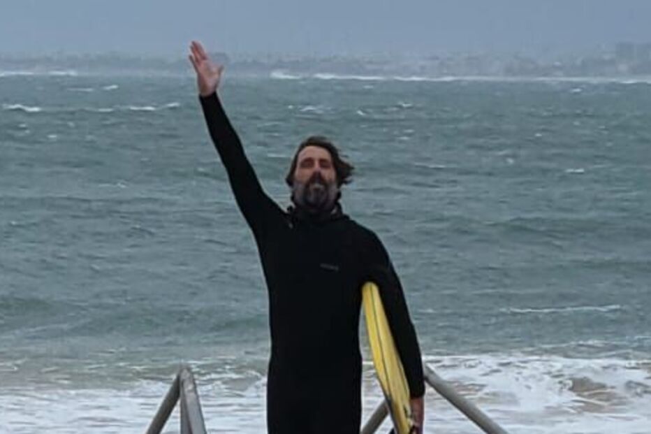 João Manarte, pioneiro do bodyboard, recordado na Costa da Caparica