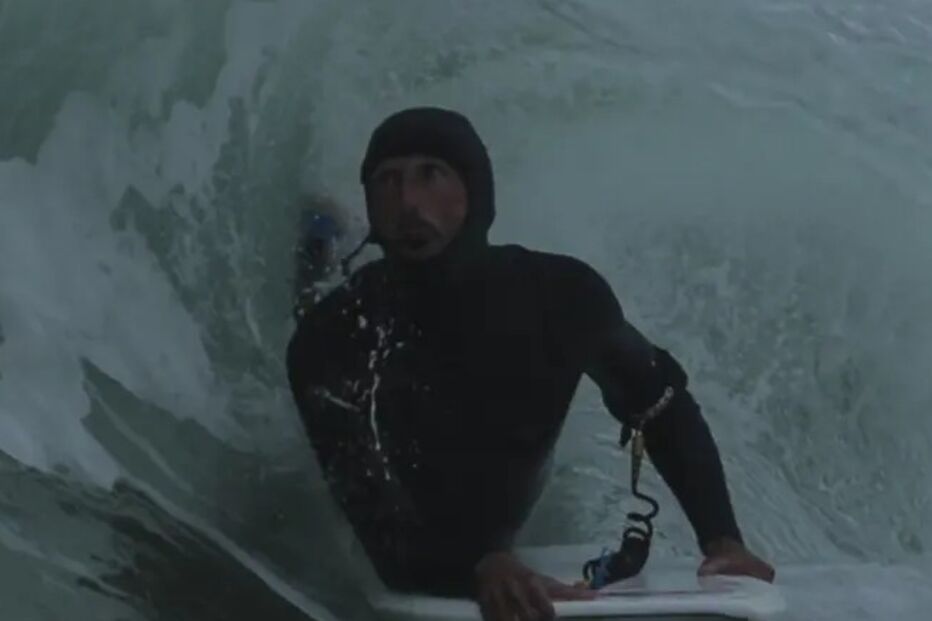 Caparica lamenta perda de João Manarte, pioneiro do bodyboard.
