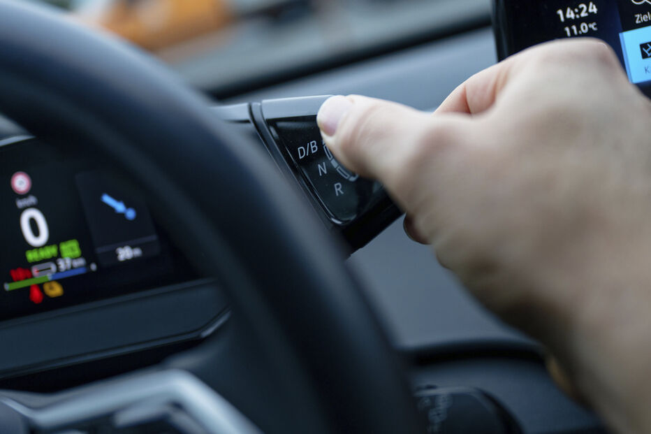 Tribunal do Porto condena homem por conduzir sem carta em Santa Maria da Feira