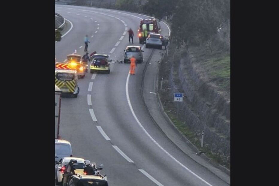 Motociclista morreu em colisão na A4 em Penafiel