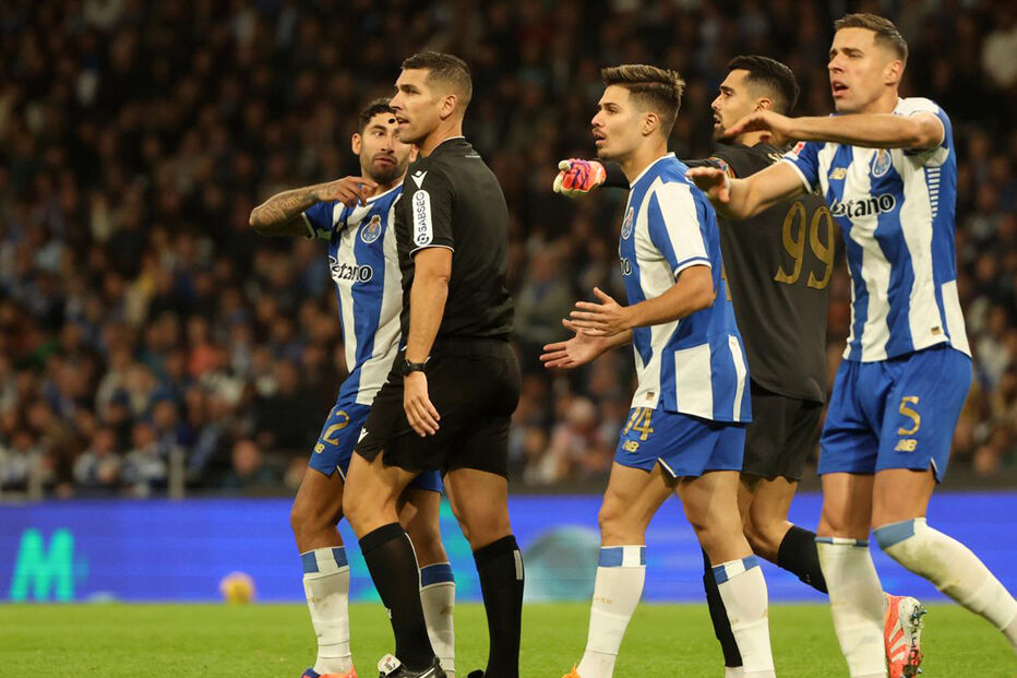 Fábio Veríssimo foi o árbitro do FC Porto-Sp. Braga