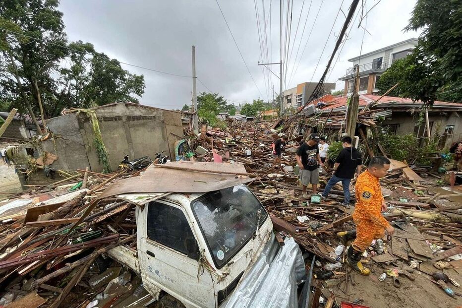 Tufão Kalmaegi causa mortos e inundações nas Filipinas