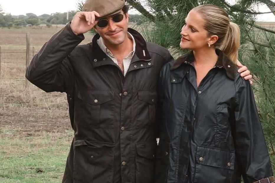 Júlia Palha celebra 27 anos com Frederico e amigos em Vila Franca de Xira