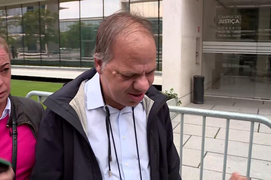 Advogado de Sócrates faz declarações no Campus da Justiça