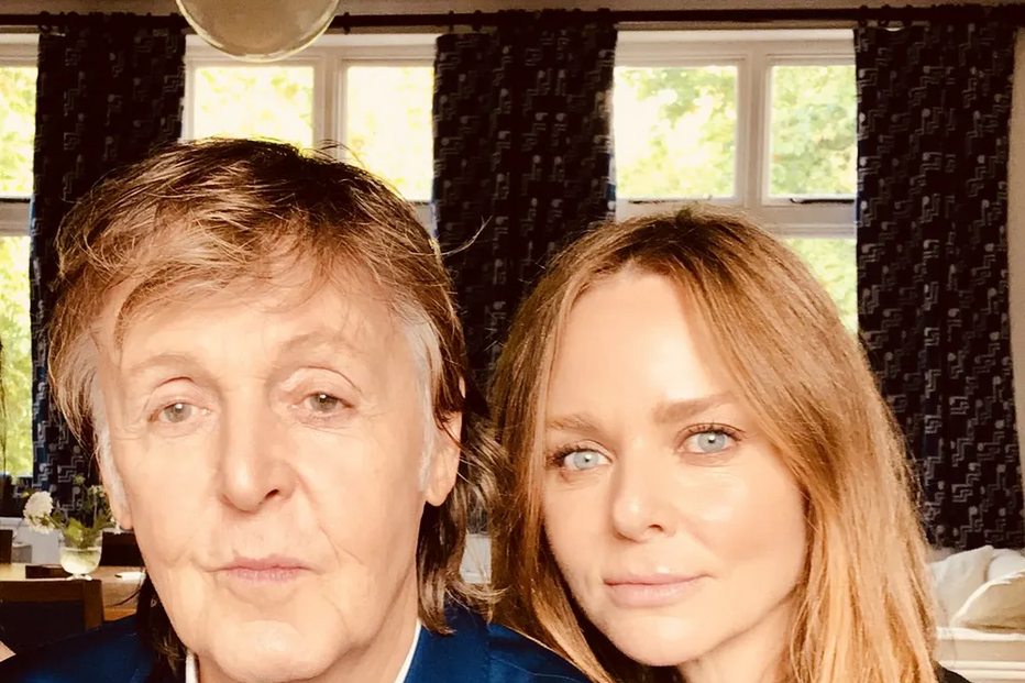 Paul McCartney terá enviado fezes da filha a jornalista após crítica negativa