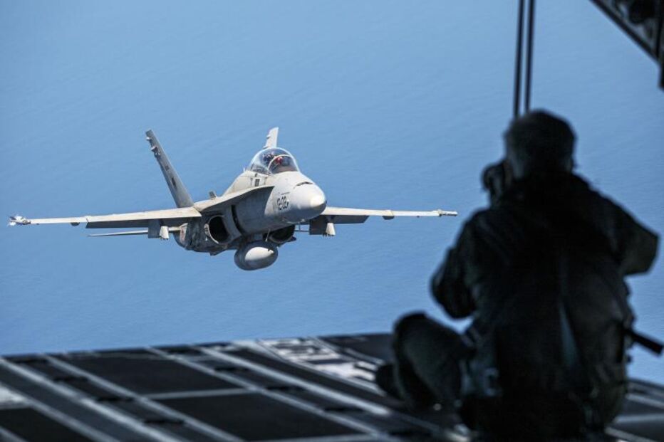 Base militar de Andrews evacuada após abertura de pacote suspeito