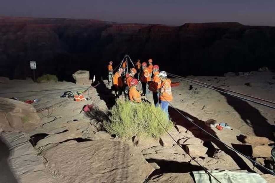 Equipa de resgate no Grand Canyon após queda fatal de homem