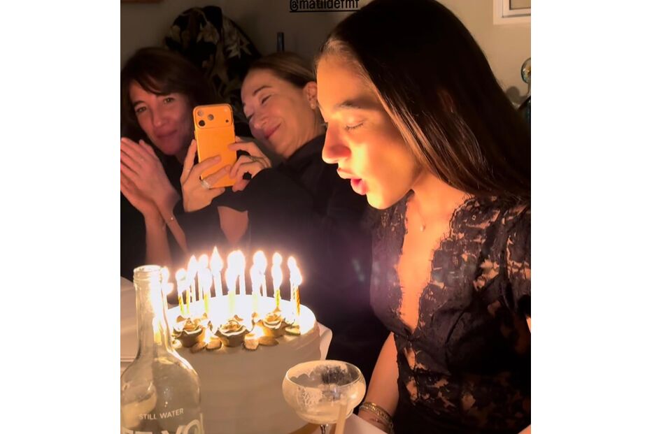 Matilde Mourinho celebra 29 anos com família e amigos em Inglaterra