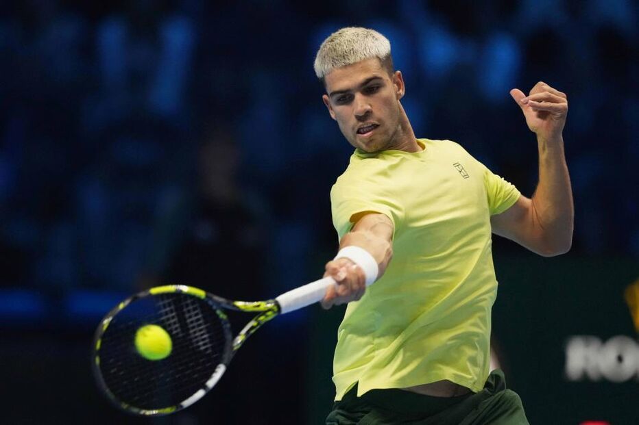Carlos Alcaraz vence Alex De Minaur nas ATP Finals em Turim