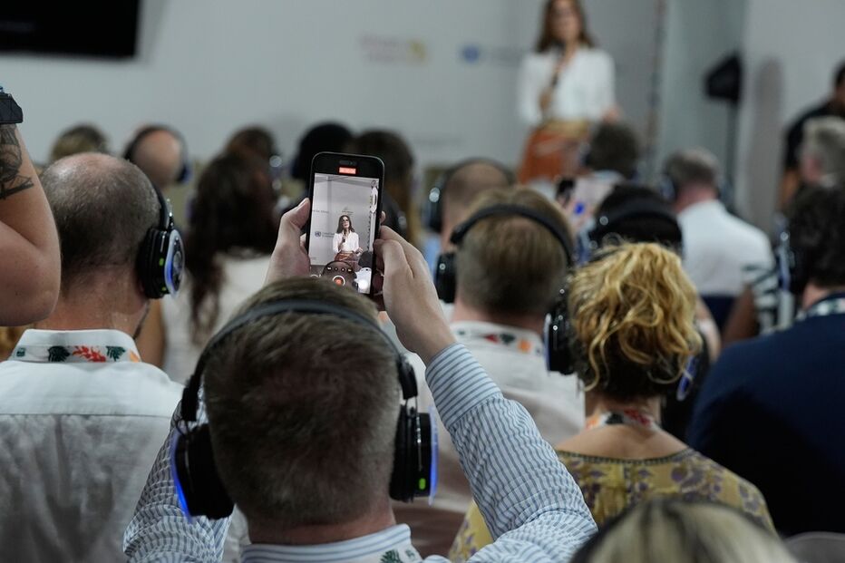 COP30 debate medidas contra desinformação sobre o aquecimento global em Belém