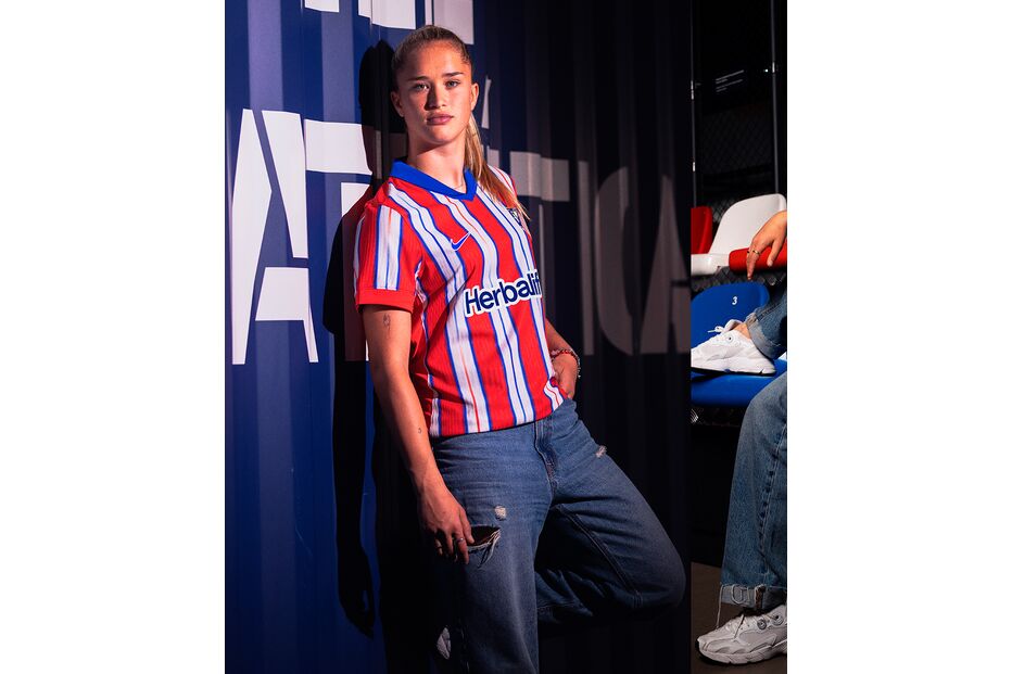 Andrea Medina, jogadora do Atlético de Madrid, sofreu traumatismo cranioencefálico durante jogo da Liga dos Campeões