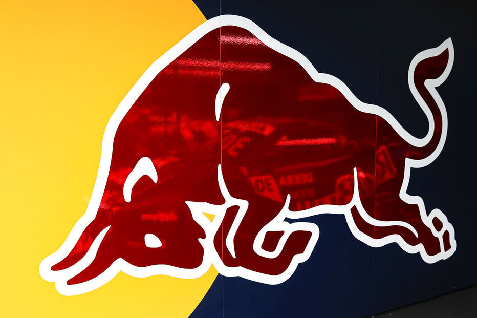Bruxelas investiga Red Bull por limitar concorrência na UE, afetando vendas acima de 250ml