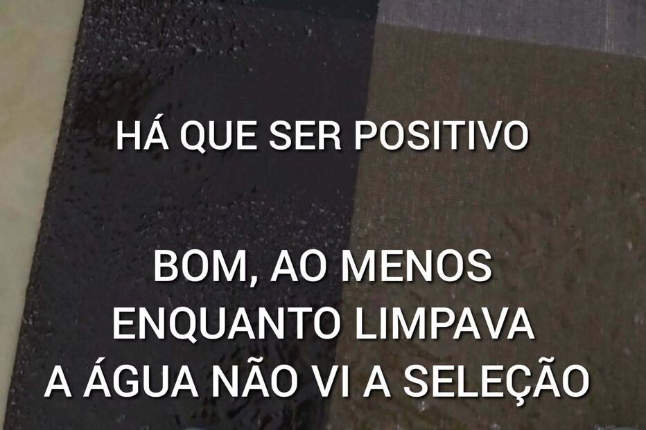 Limpar a água em vez de ver a seleção é manter o pensamento positivo
