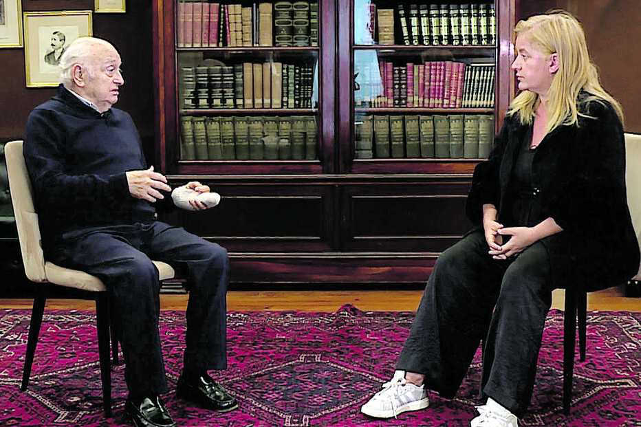 Professor universitário, de 81 anos, está a recuperar dos ferimentos graves