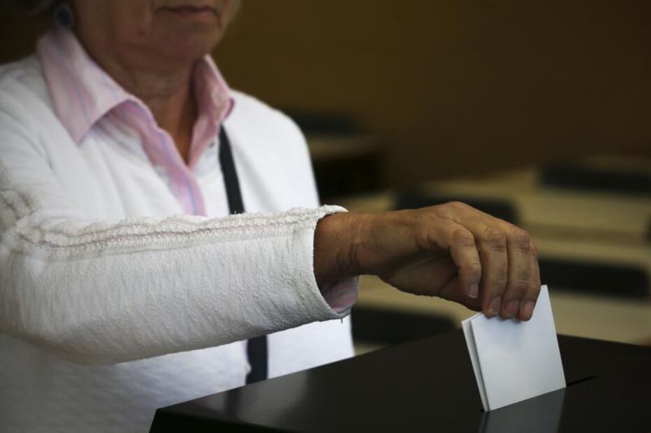 Eleições: Portugueses votaram em cinco presidentes desde 1976
